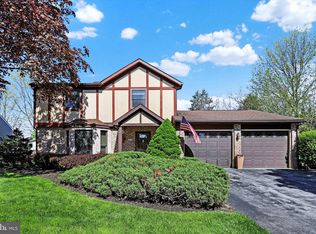 913 Cypress St, Chambersburg, PA