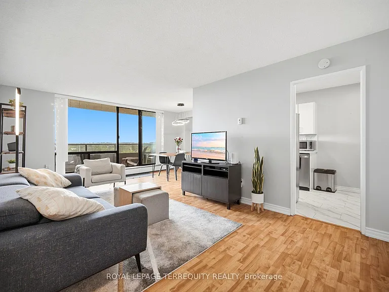 2929 Aquitaine Ave #709 — Photo 4