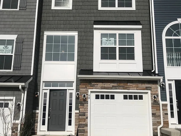 48 Andrews Pl — Photo 1
