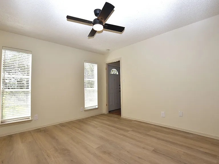 1905A Toro Canyon Rd — Photo 12