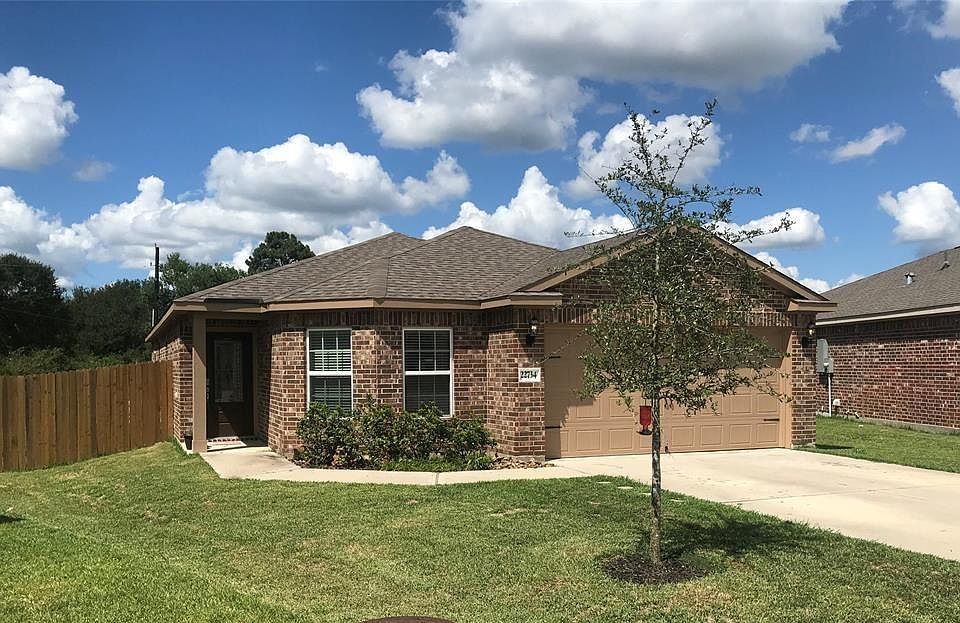 1st image of 22734 Bauer Sky Dr
