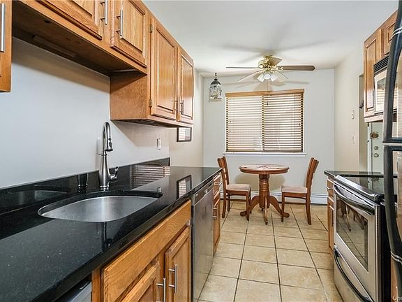 5th image of 492 N Broadway #7A