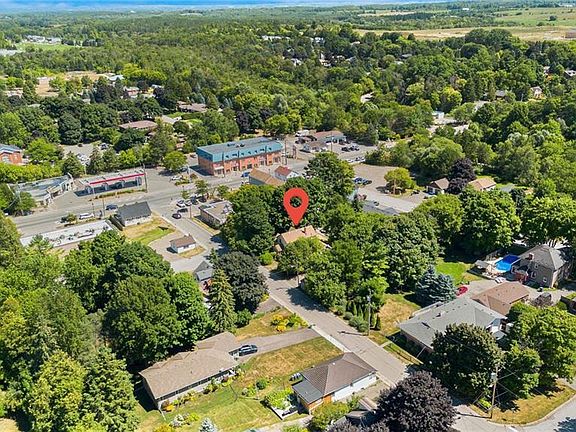 3rd image of 2 Parsons Ave