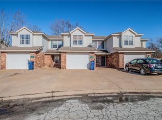 2919 Dawn Ct, Siloam Springs, AR 72761