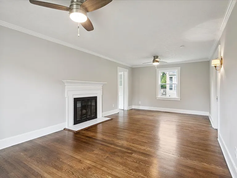 101 Pulaski St — Photo 5
