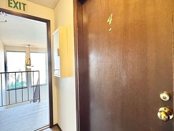2nd image of 10622 Meridian Ave N Unit 4