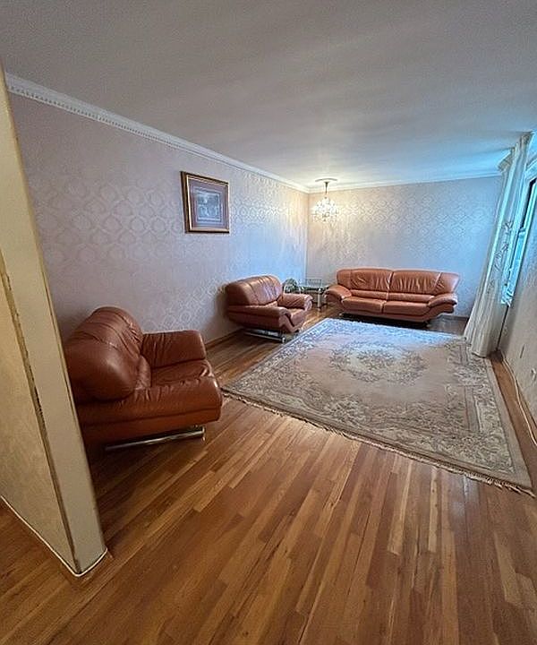 1st image of 2555 Batchelder St APT 6L