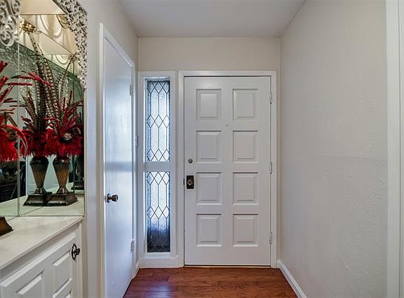 5th image of 4155 Shady Valley Dr