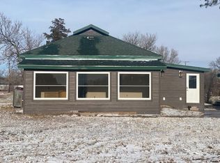 104 E Alice Ave, Blunt, SD 57522
