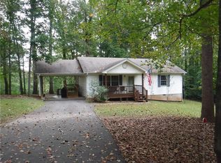 220 Poplar Hollow Rd, Dahlonega, GA 30533