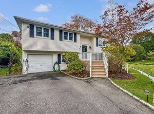 (Undisclosed Address), East Patchogue, NY 11772