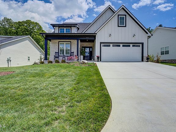 2nd image of 265 Winston Pl