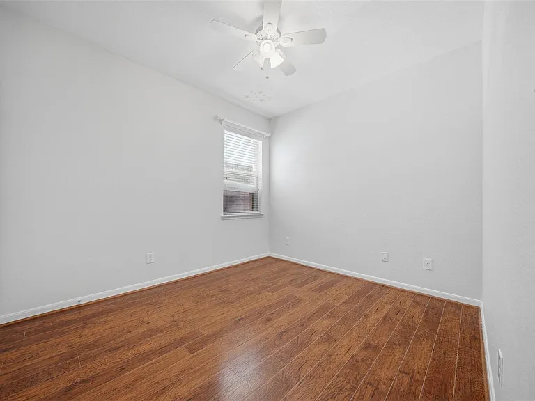 11126 Celano Dr — Photo 22