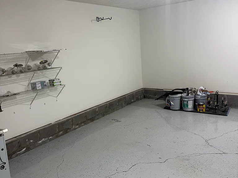 719 Colony Village Way — Photo 33