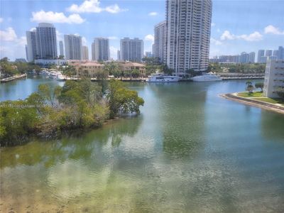 2930 Point East Dr APT E603, North Miami Beach, FL, 33160