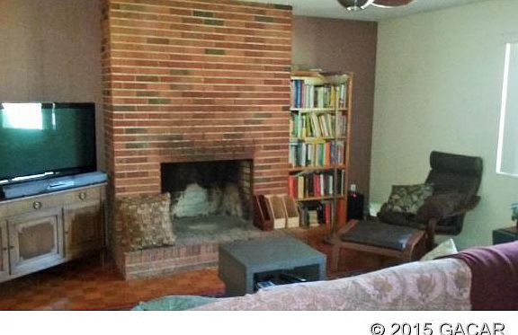 3rd image of 3731 NW 17th Ter
