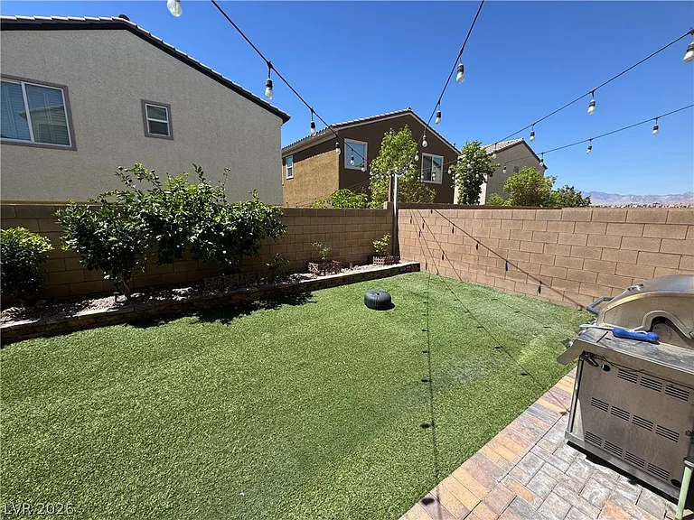 5027 Breaking Dawn Ct — Photo 22