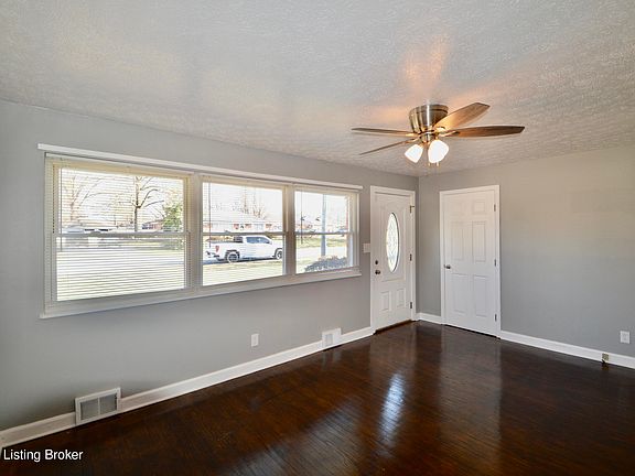 5th image of 5771 Dorinda Dr