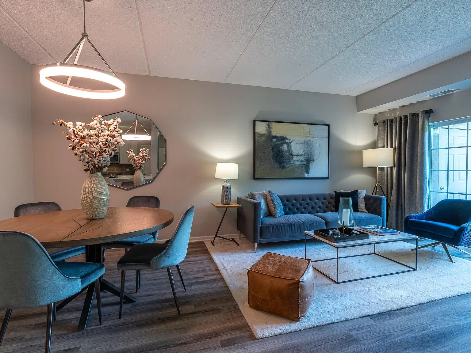 The Majestic Luxury Apartments — Photo 3