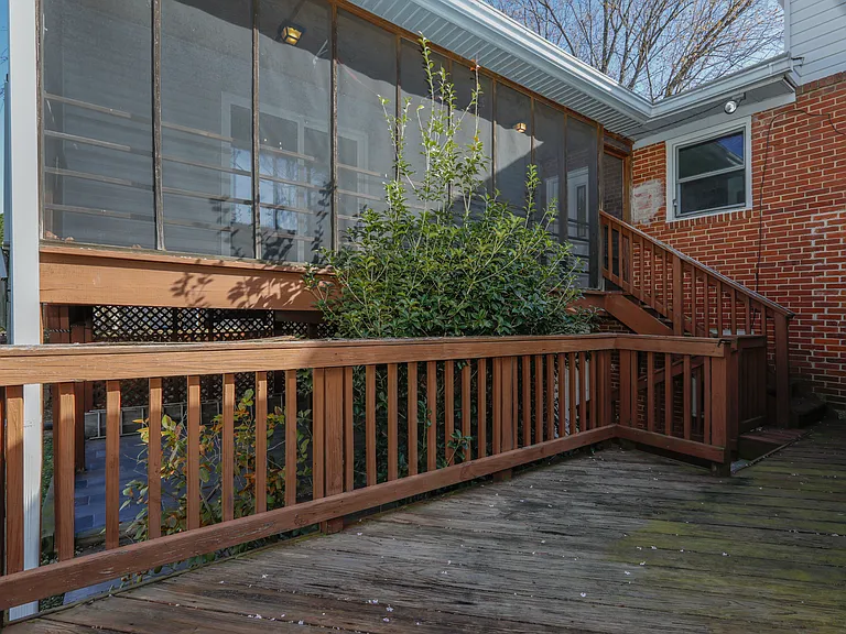10306 Fleming Ave — Photo 32
