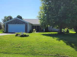 3999 Adam Dr, Wonder Lake, IL