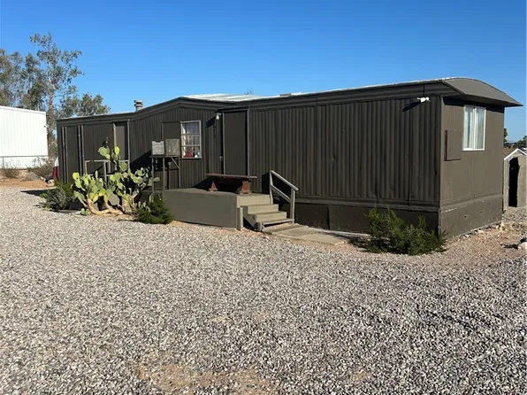 695 Pirate Ave, Moapa Valley, NV 89021