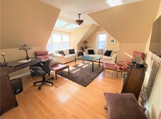 60 Division St FLOOR 3, Newport, RI 02840