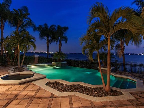 2nd image of 7942 Versilia Dr