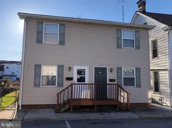 711-713 George St, Hagerstown, MD 21740
