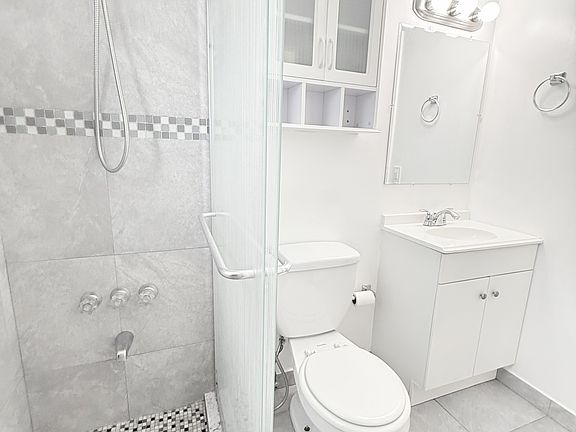 3rd image of 145 SW 30th Ct APT 108B