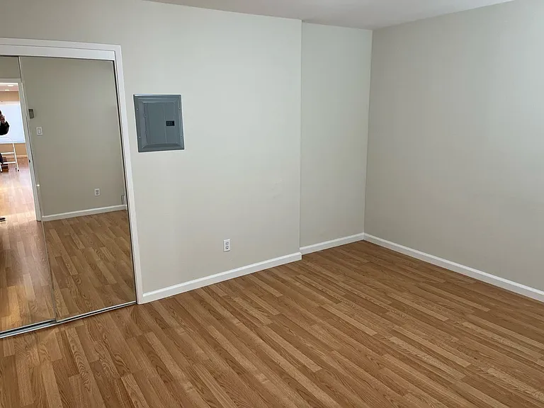101 Broderick St #307 — Photo 3