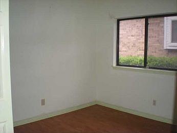 4th image of 6006 Ivy Glen Dr