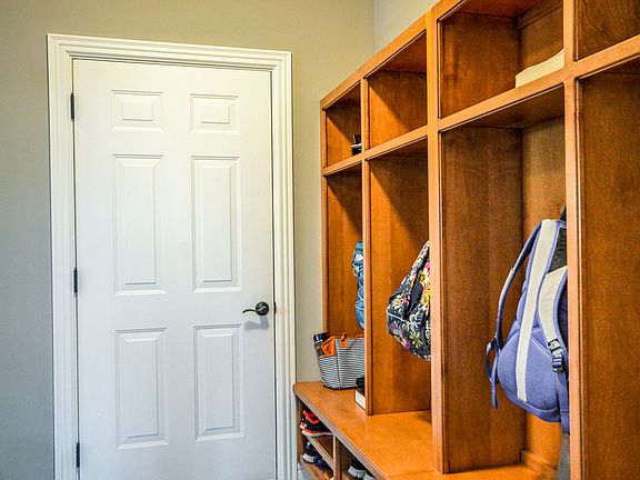 4th image of 6411 Waterstone Ct