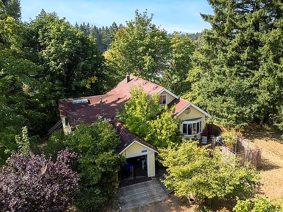 2nd image of 1185 5th St