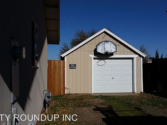 3rd image of 6809 Fleming Ave
