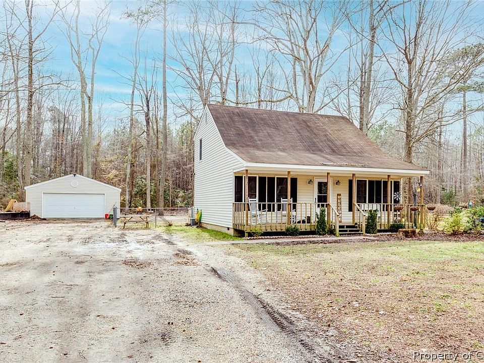 1st image of 4896 Rosewell Dr