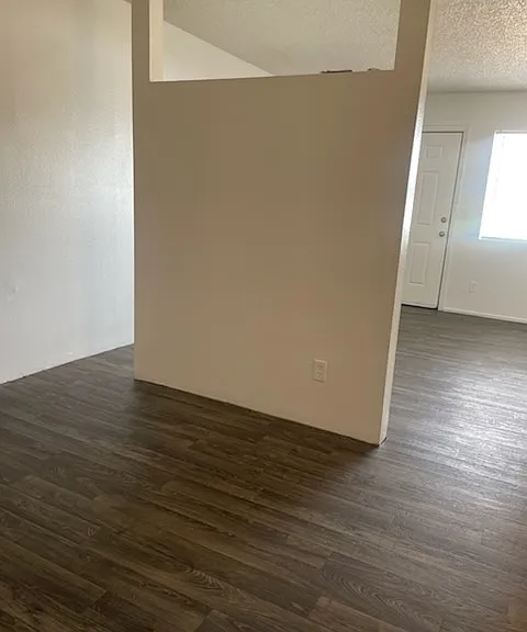 Sycamore Cove Apartments — Photo 9