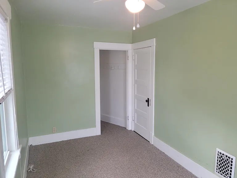 4005 Bell St #MAIN — Photo 3