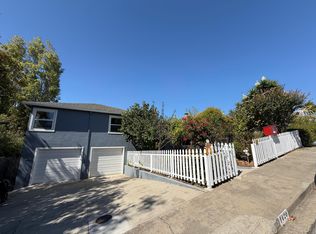 1420 Hull Dr, San Carlos, CA 94070