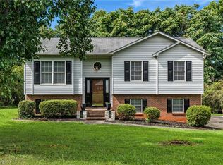 1205 Brookhill Park Dr, Rural Hall, NC 27045