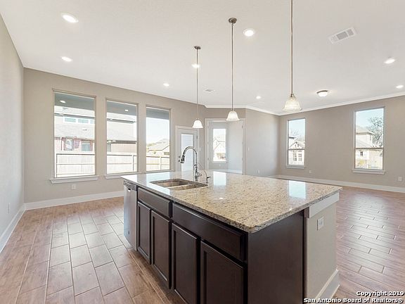 3rd image of 3731 Avia Oaks