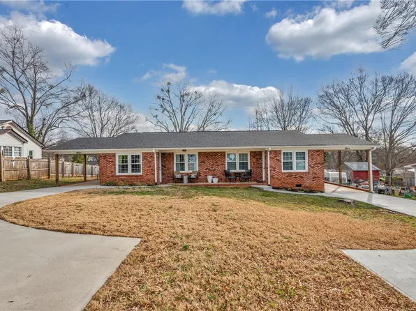 201 Nalley St, Easley, SC 29640