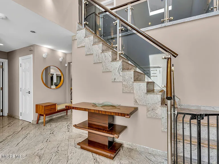 15 Timber Ln — Photo 6