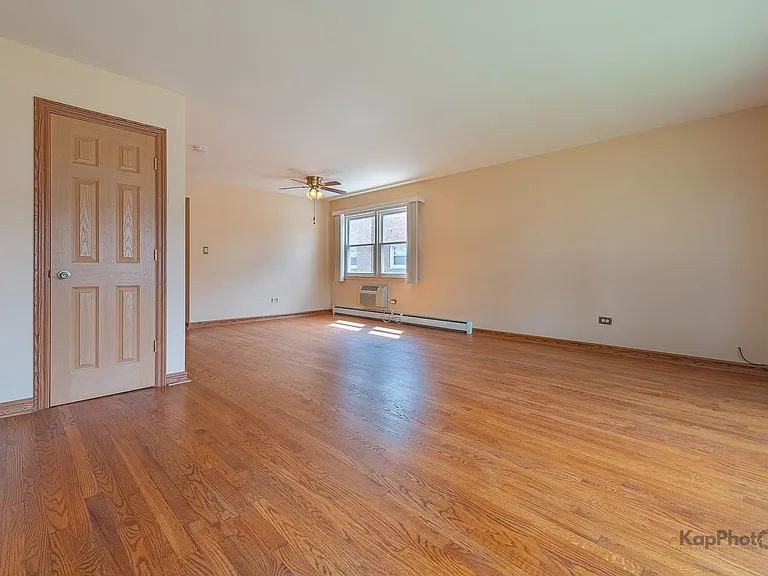 8465 W Berwyn Ave #1 — Photo 8