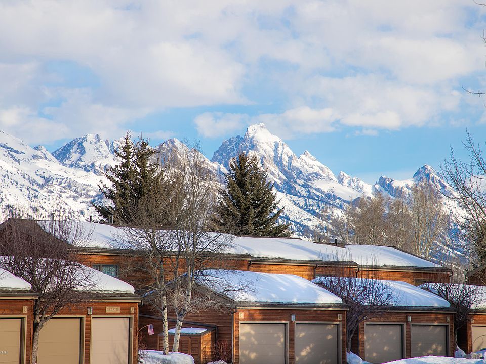 1st image of 430 E Sagebrush Dr #3
