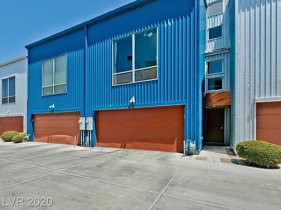 2nd image of 1978 Pin Oak Ave