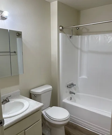 Vista Del Robles Apartments — Photo 7