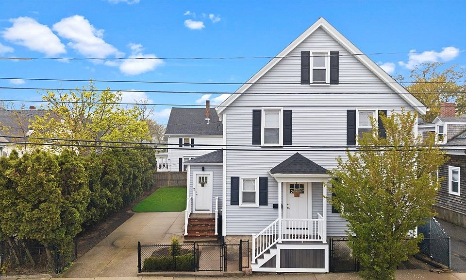 1st image of 26 Oak St