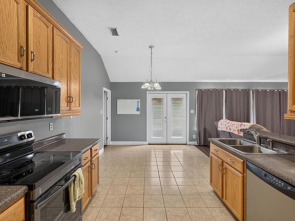 3rd image of 5440 Hotchkiss Rd