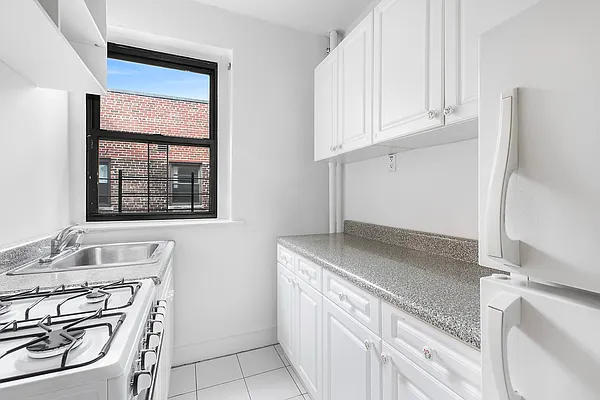 Rented by Corcoran | media 12